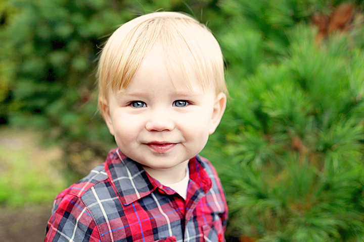Lifestyle portrait photographer smile