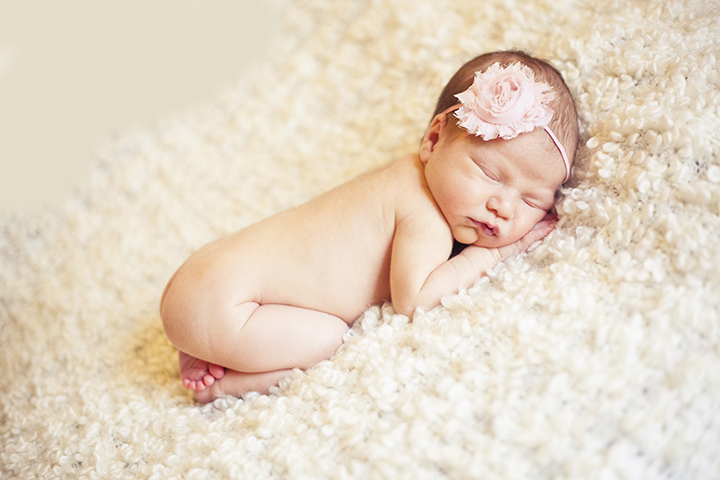 newborn natural light photographer
