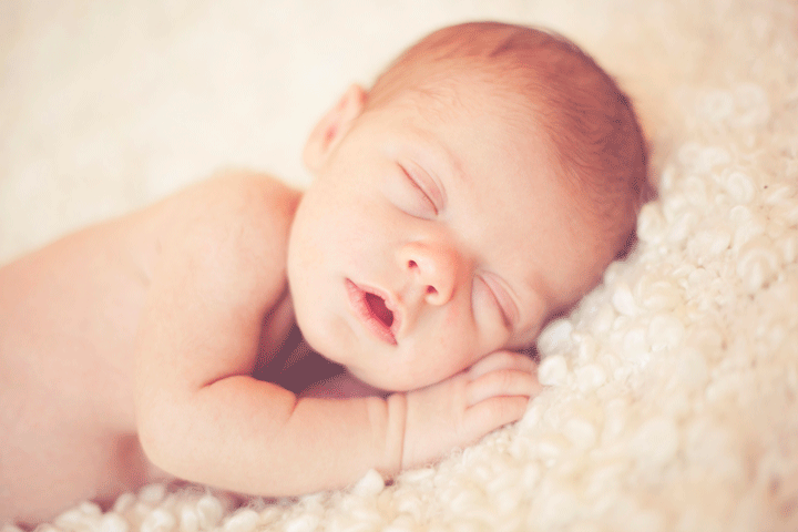 Chicagoland natural light newborn photography