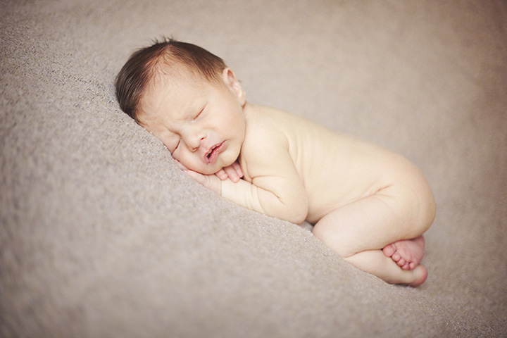 natural newborn photography